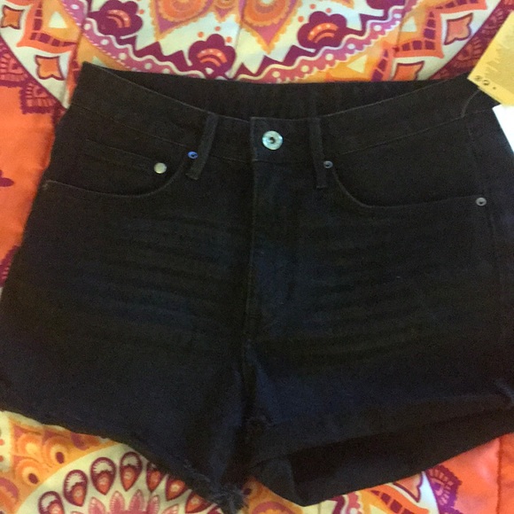 Women’s H&M shorts - Picture 6 of 6